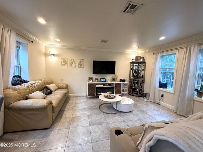 Building Photo - 342 Elberon Blvd