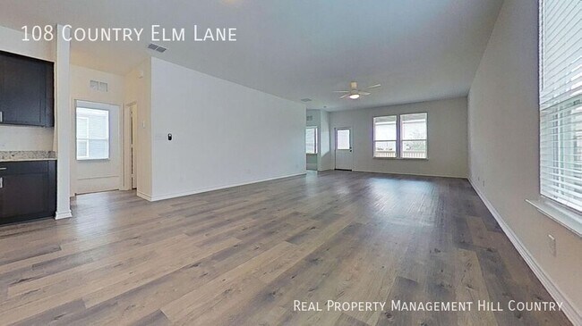 Foto del edificio - 108 Country Elm Ln