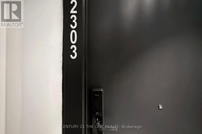 Photo du bâtiment - 88 Queen St E