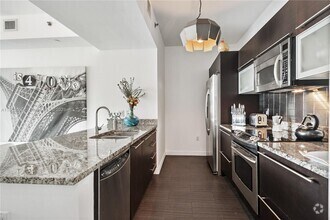 Building Photo - 951 Brickell Ave