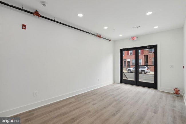 Building Photo - 528 W Berks St