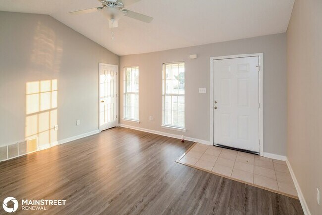 Foto del edificio - 10696 Pecan View Dr