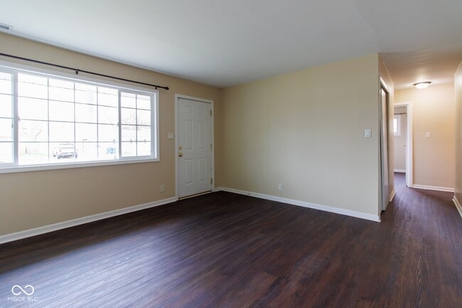 Building Photo - 4929 Katherine Dr