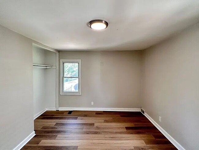 Foto del edificio - Large Westside gorgeously rehabbed 3 bedroom