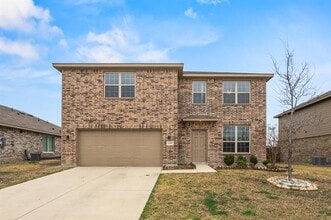 Building Photo - 1305 Benwick Dr