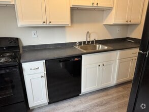 Building Photo - F 6 Nanni Dr