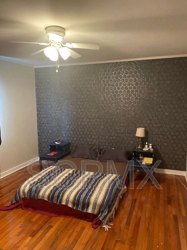 Foto del edificio - 5019 Baylor St