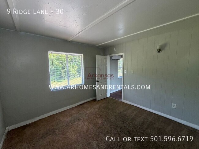 Foto del edificio - 9 Ridge Ln