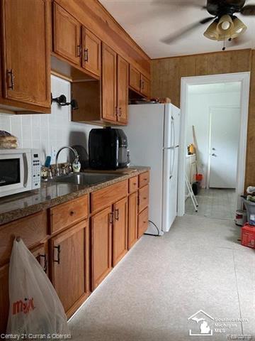 Foto del edificio - 2388 Bloomfield St