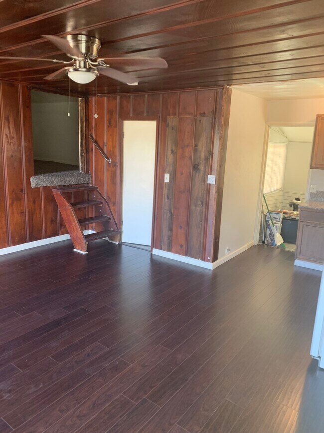 Foto del edificio - 930 E Andrews Ave