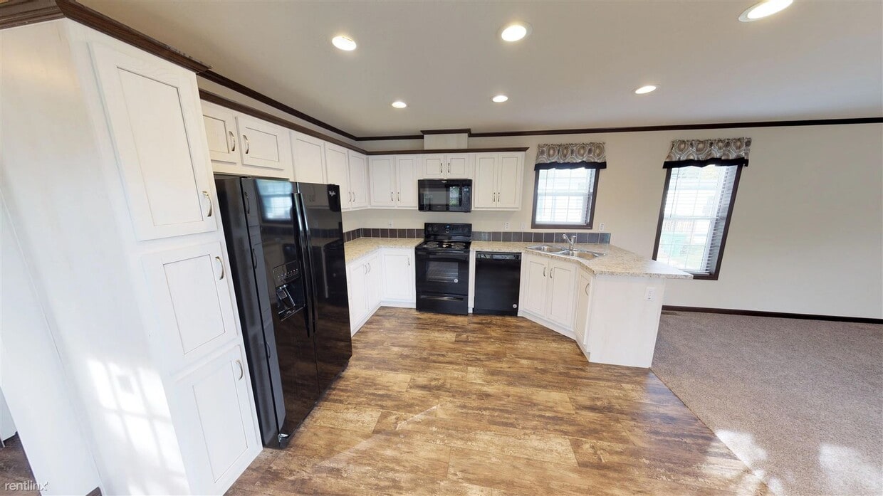 Primary Photo - 3 br, 2 bath House - 230 Boeing Ave