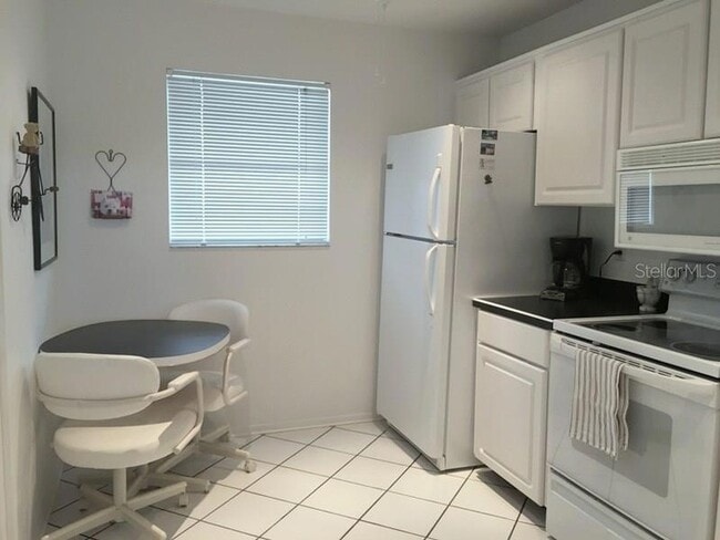 Foto del edificio - 3660 Ironwood Cir