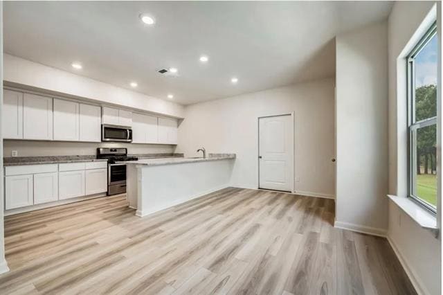 Foto del edificio - 400 Marsh Ln