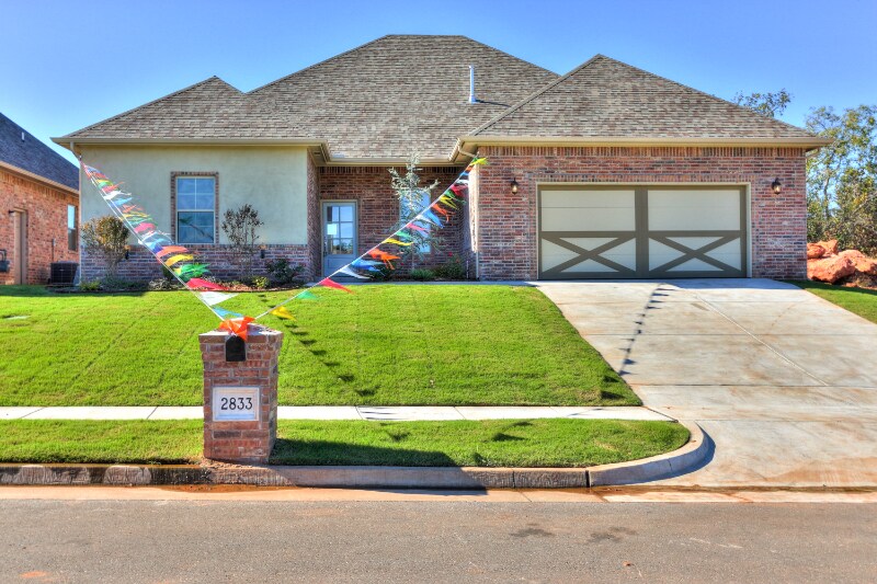 Primary Photo - 2833 Tranquilo Ln