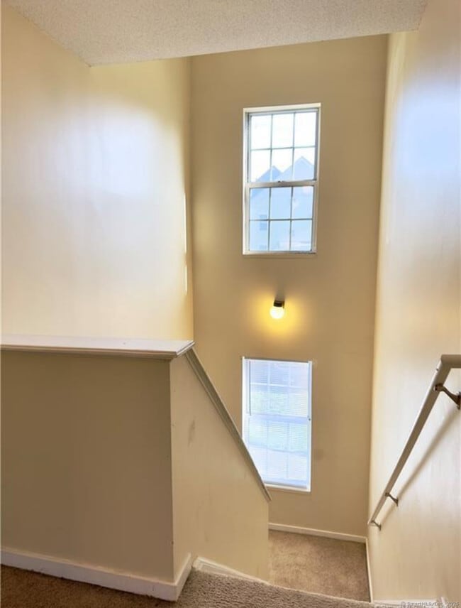 Building Photo - 1425 Quinnipiac Ave