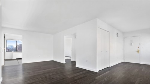 Building Photo - 162 W 24th St