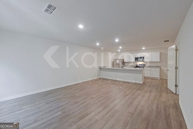 Building Photo - 384 Ironwood Ct