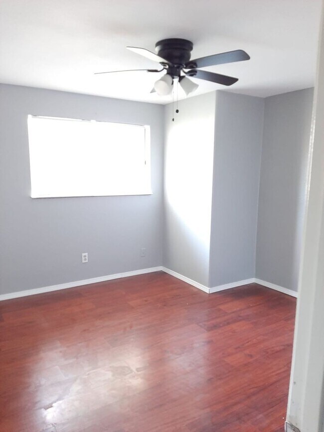 Building Photo - Comfortable property -Bridge City, Texas