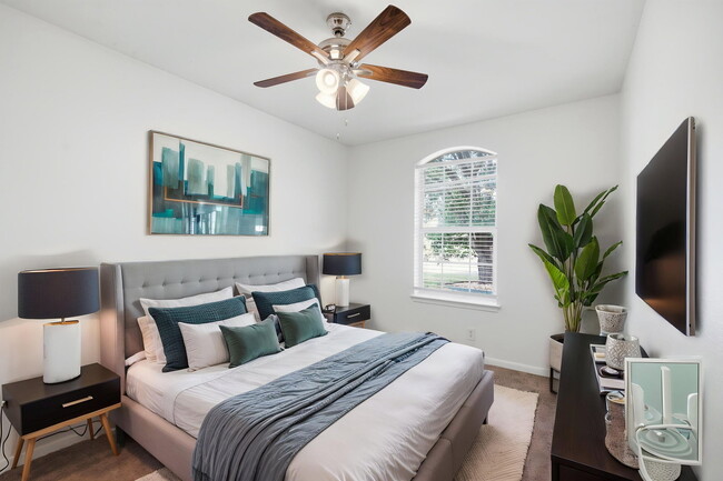 Foto del edificio - 1006 Buttercup Ct