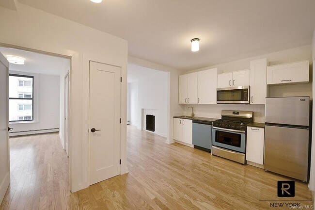 Foto del edificio - 498 6th Ave