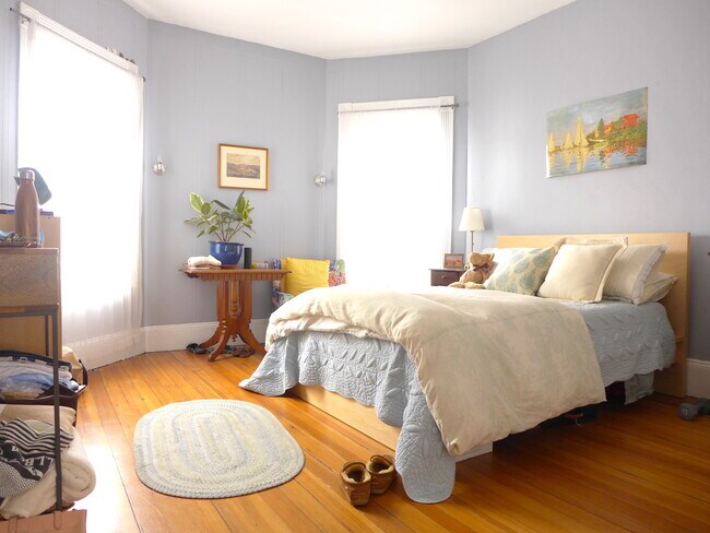 Building Photo - 22 Vernon St