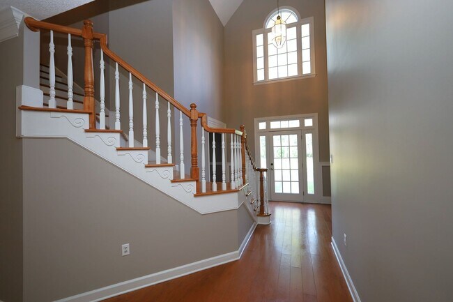 Foto del edificio - 1054 Ridge Rd
