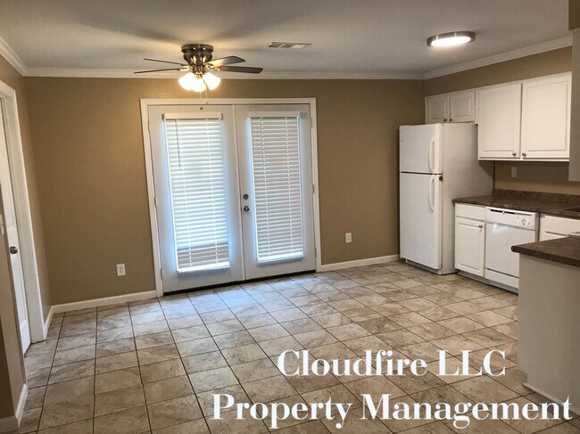 Foto del edificio - 201 James Cir