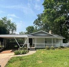 Building Photo - 112 Courtney Cir