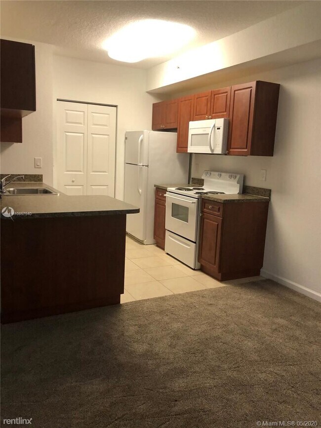 Building Photo - 2 br, 2 bath Condo - Stirling Village