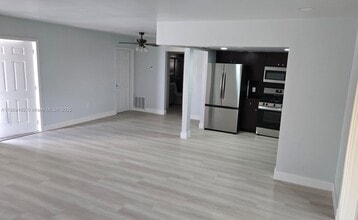 Building Photo - 11431 NW 35th St