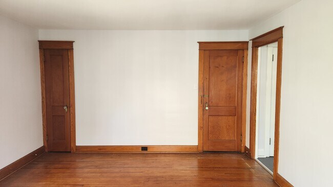 Foto del edificio - 26 W Areba Ave