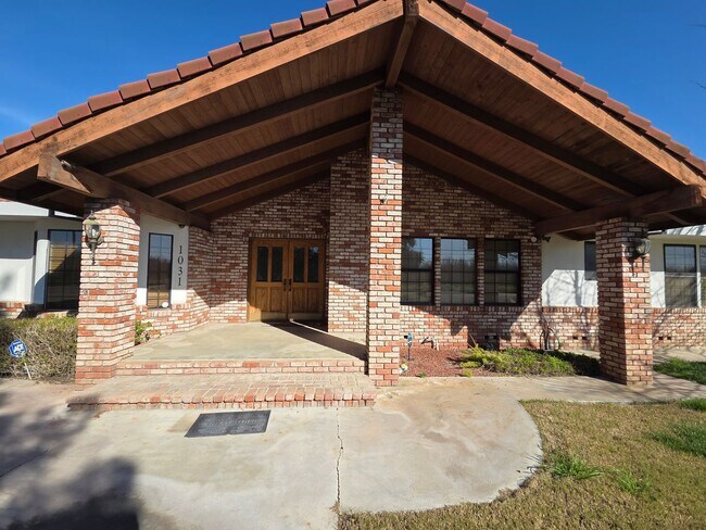 Foto del edificio - Gorgous 3 Bedroom 2/5 Bath Country Home