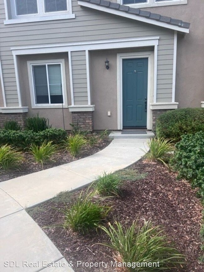Building Photo - 4 br, 3 bath House - 27975 Calle Lumina