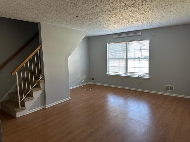 Foto del edificio - 108 Prestwick Way