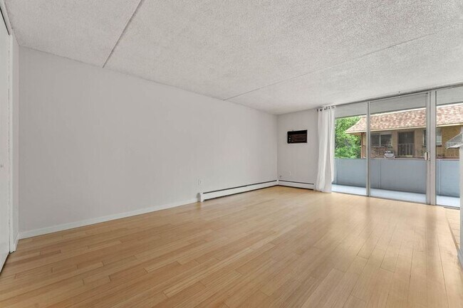 Building Photo - 1267 Lafayette St
