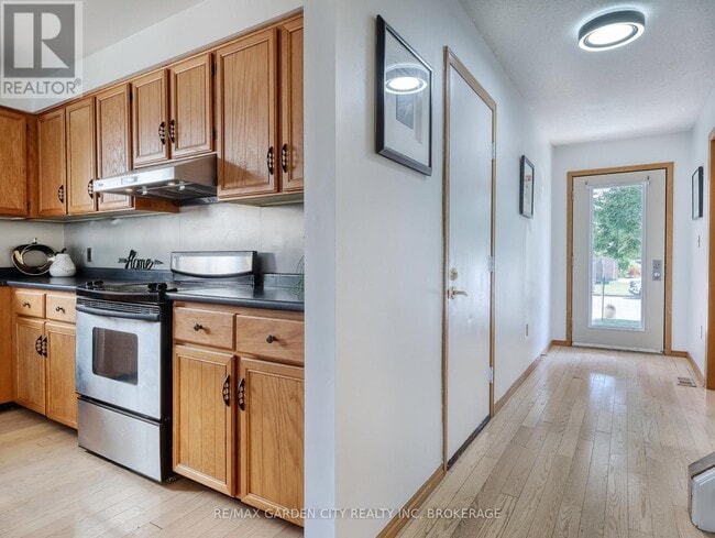 Building Photo - 50 Culligan Crescent
