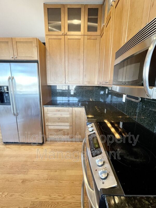 Foto del edificio - 11861 Bradburn Blvd