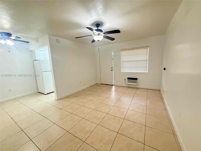 Foto del edificio - 457 NW 57th Ave