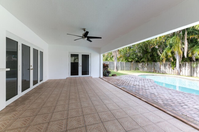 Building Photo - 4695 Brandywine Dr