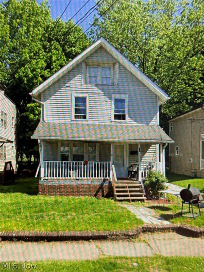 Building Photo - 17 E Emerling Ave