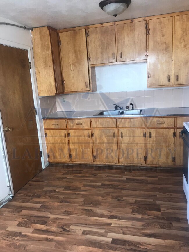 Foto del edificio - 2 Bed 1 Bath Apartment