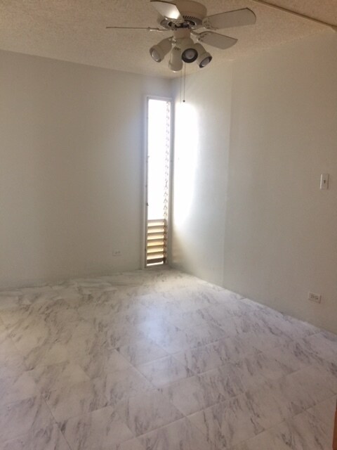 Foto del edificio - Well maintained 2 bedroom 1 bathroom unit ...