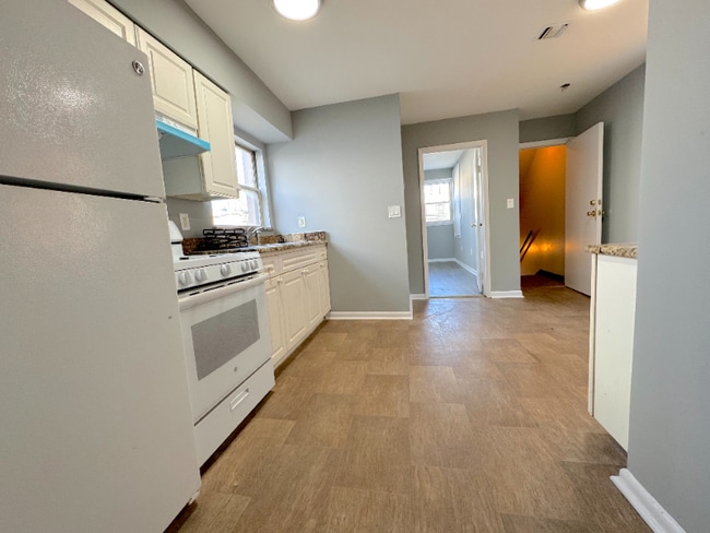 Building Photo - 234 Ogden Ave.