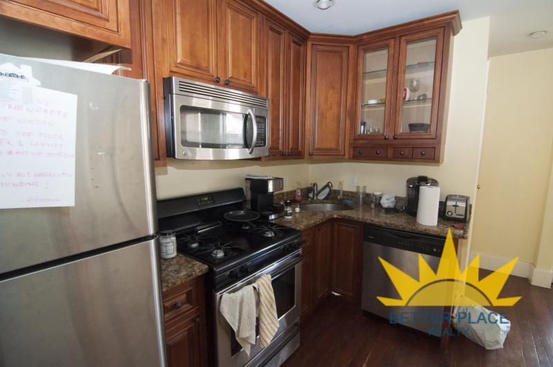 Foto principal - 163 Calumet St