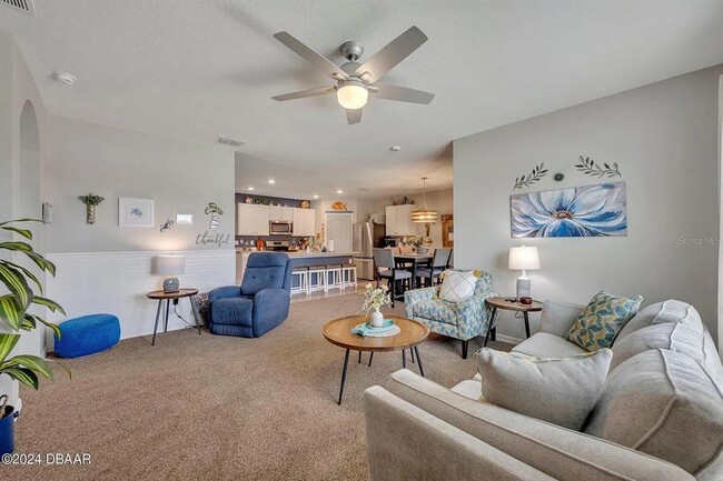 Foto del edificio - 136 Old Mill Pond Rd