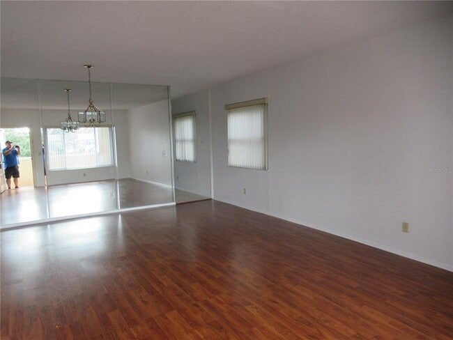 Building Photo - 2286 Norwegian Dr