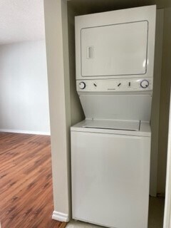 Photo du bâtiment - 9811-9110 110 Ave