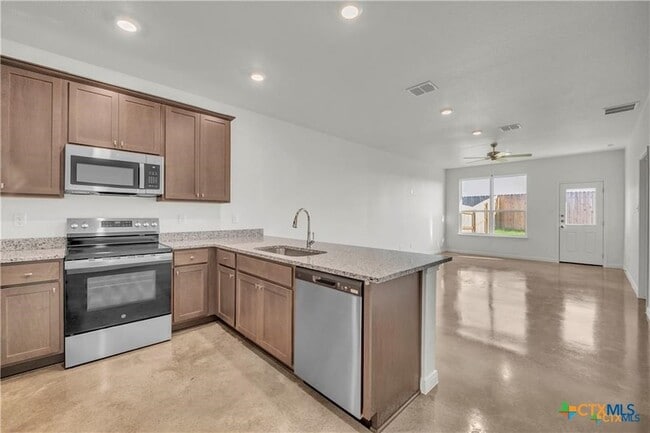 Building Photo - 2906 Quail Trail