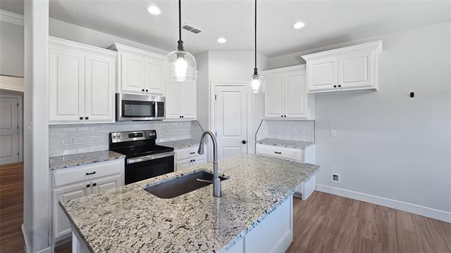 Foto del edificio - 7513 Wildflower Wy