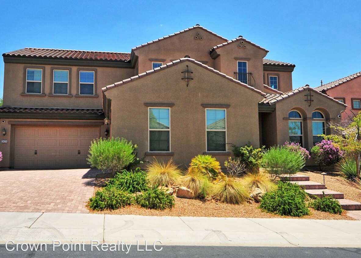 Primary Photo - 2429 Chateau Napoleon Dr